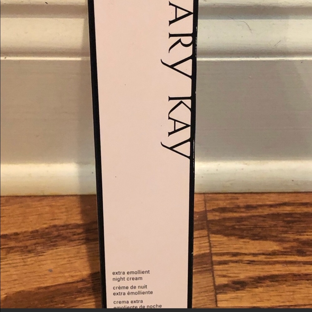 Mary K night emollient